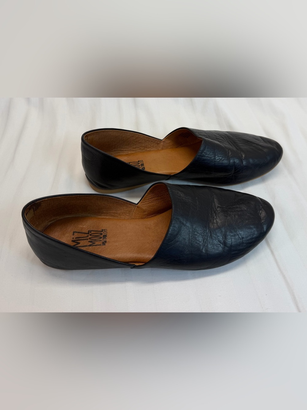 Miz Mooz Kimmy Black Leather Flats Size 38-US 7.5 Round Toe Slip On
